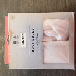 New in box fleece Hunter White Short Boot socks size Medium